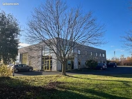 local d'activité 720 m²