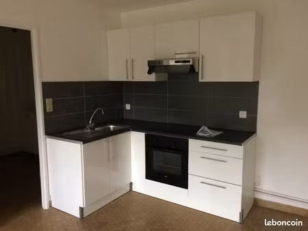 t3 centre ville bailleul