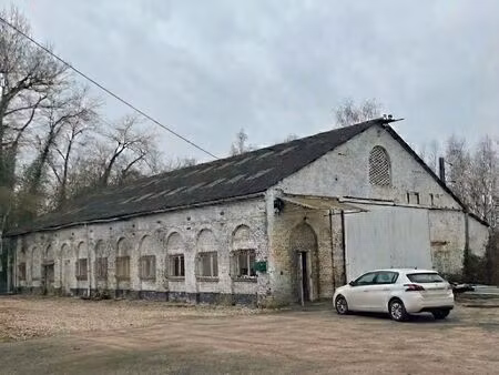 entrepôt 650 m² à vendre saint-amand-les-eaux