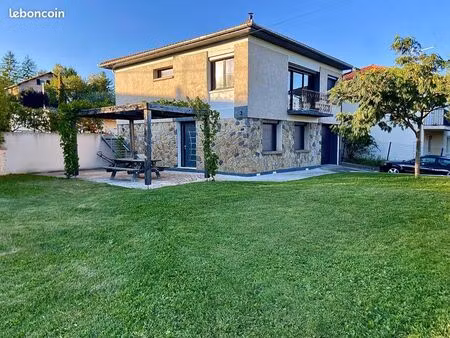 maison 100m2 + 50 m2 de garage