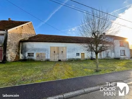 ferme 4 pièces 553 m²