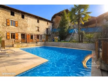 maison 6 pièces 121 m²