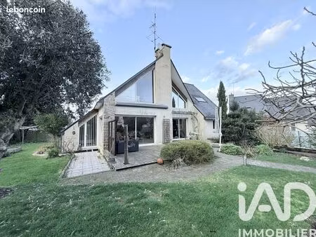 maison 9 pièces 162 m²