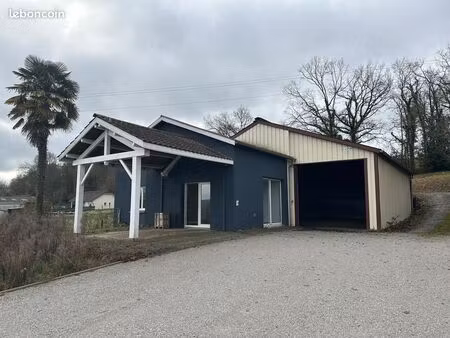 local 197 m² oloron-sainte-marie