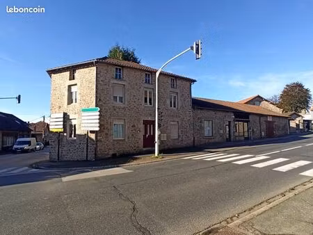 local 344 m² séreilhac