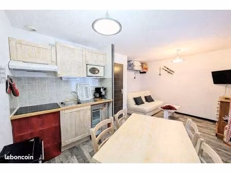 studio 1 pièce 26 m²