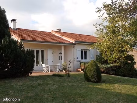 maison à saint cyr les vignes 42210