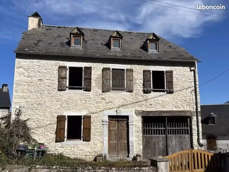 maison 2 pièces 83 m²