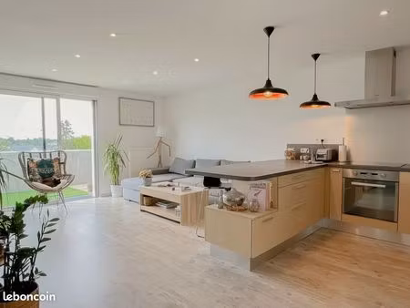 appartement 3 pièces 65 m²