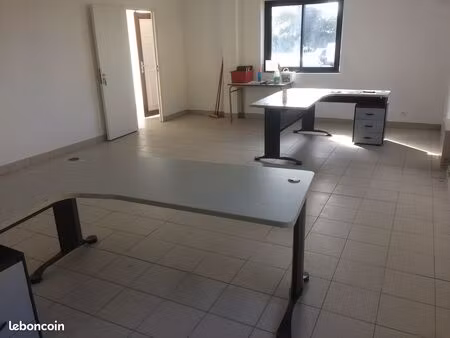 a louer bureaux 45 m²
