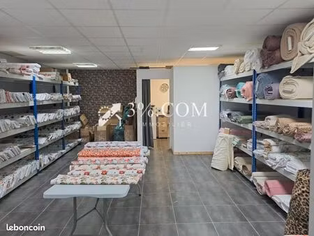 local commercial 385 m²