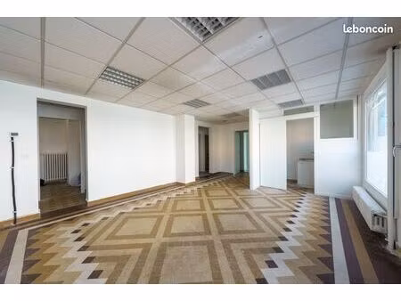 appartement 3 pièces 98 m²