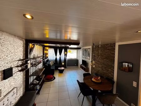 t3 69 m² traversant – face embarcadère – centre évian-les-bains – 255 500