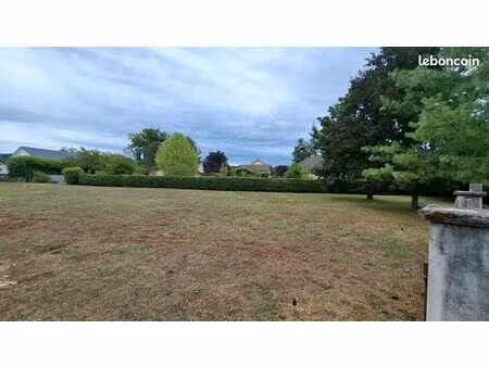 hauteville-sur-fier - terrain à bâtir 812m²