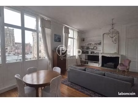 immeuble 16 pièces 275 m²
