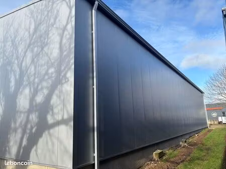 bâtiment industriel