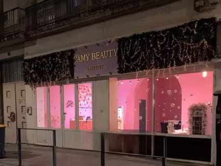 local commercial centre ville