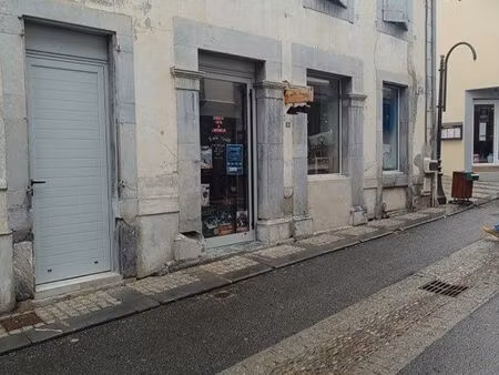 à louer local commercial