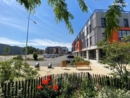 local 116 m2 - le cinépôle - st just st rambert