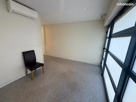 local (surface 25m2) à louer centre bruges