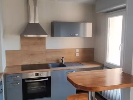 studio lumineux de 34 mètre carré roanne