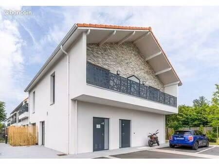 appartement 5 pièces 96 m²