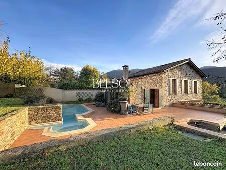 mas 10 pièces 295 m²