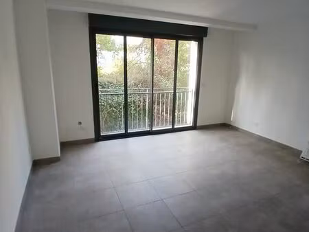 cabinet paramédical / bordeaux bastide / brazza