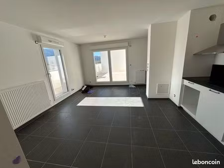 appartement t2 neuf attique 45m2 avec terrasse 26m2