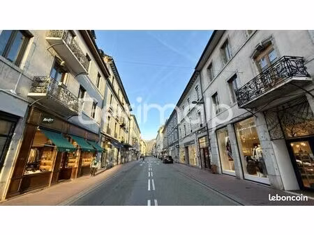 garage/box 17 m² annecy