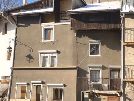 maison de village 8 pièces 120 m²