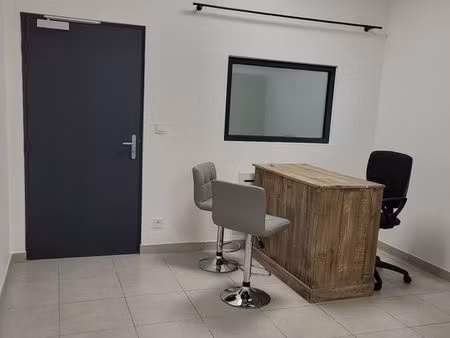 bureau ou cabinet de 15 m²