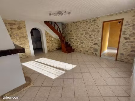 maison en pierres 6 pièces +dépendances + 60m2 de volume évolutif