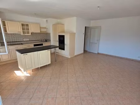 appartement t3 / 66 m² scientrier