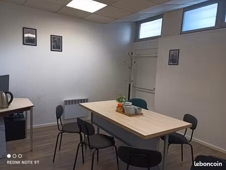 saint-etienne bergson bail précaire bureau indépendant