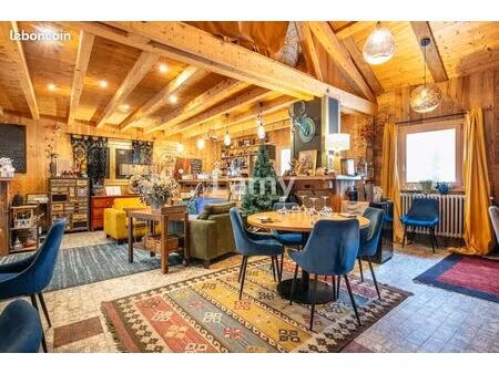 local restaurant 164 m²