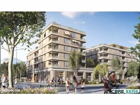 local commercial 67 m² grenoble