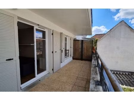 location appartement  m² t-2 à vernouillet  865 €