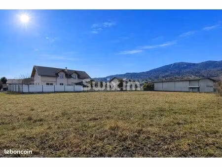 terrain 817 m² cranves-sales