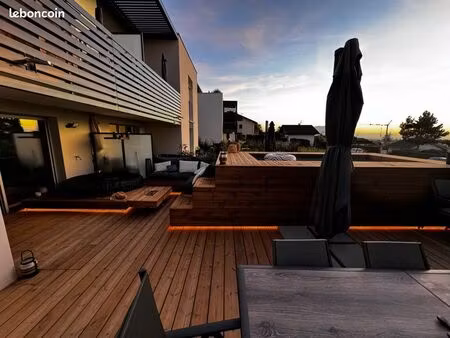 magnifique t3 avec piscine en rez de jardin