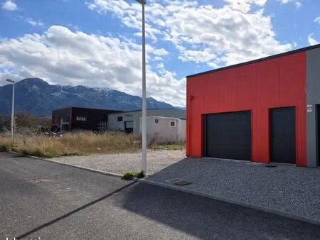 local 80m2 - zone gibraltar