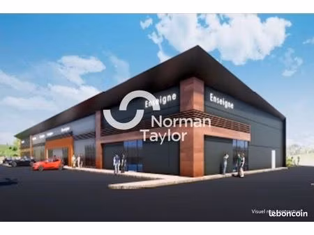 local commercial 700 m²