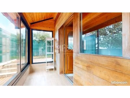 chalet 5 pièces 114 m²