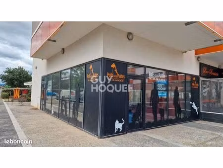 local commercial 71 m² canohes