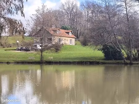 chalet 5 pièces 151 m²