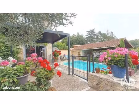 longère 6 pièces 180 m²