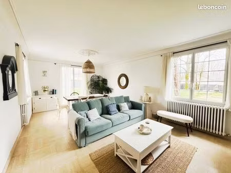 maison 6 pièces 150 m²