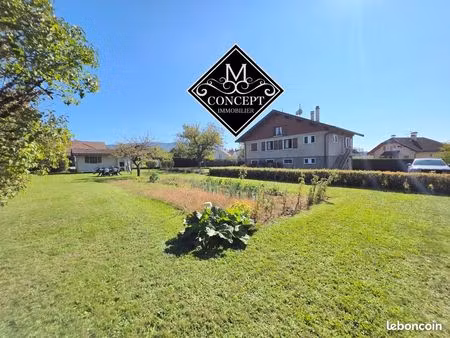 propriété 6 pièces 136 m²