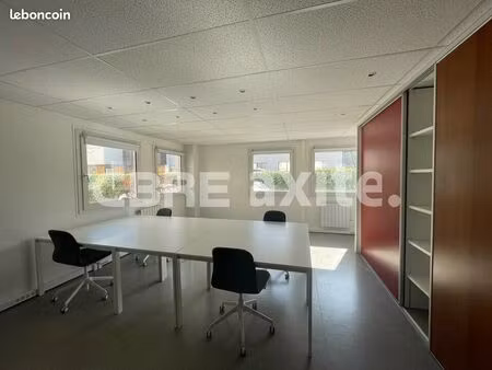 bureaux 56 m² annecy le vieux
