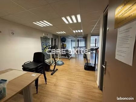 bureaux 64 m² annemasse